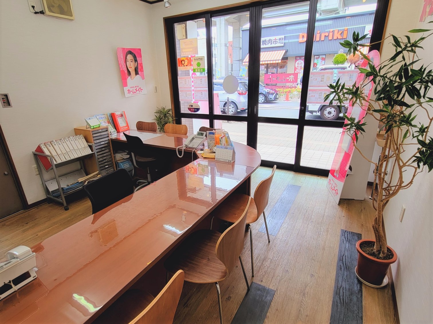 店舗内観